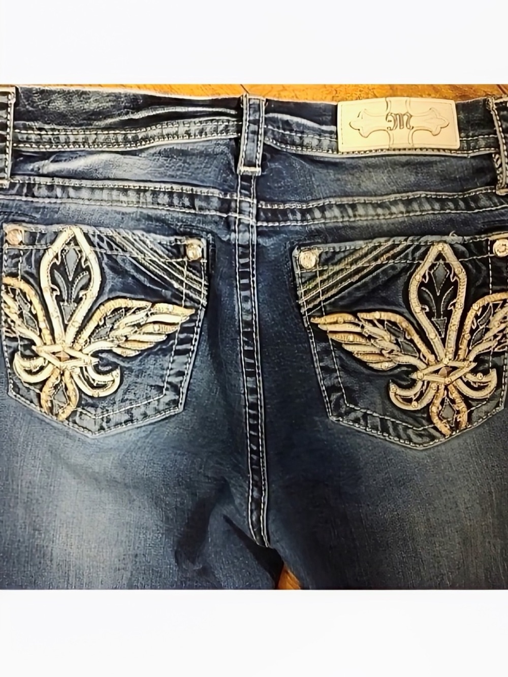 Gorgeous Miss Me Mid-Rise Easy Boot Jeans Embellished Pockets 33-1/2” Inseam